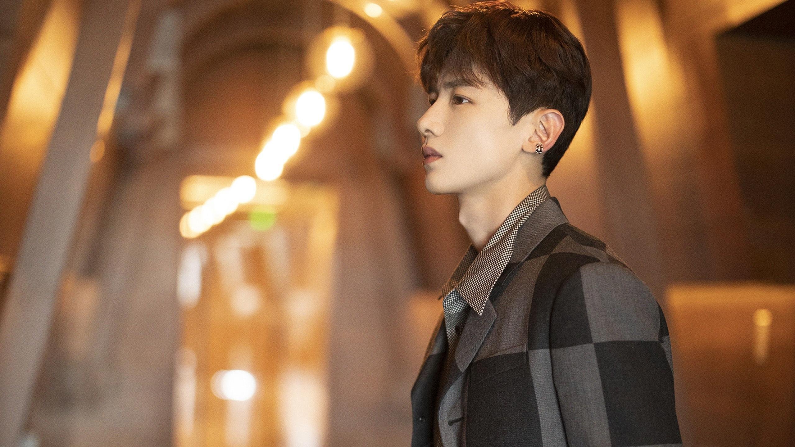 德甲创新战术持续升级，精彩对决精彩纷呈，德甲锦集